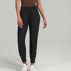 lululemon ready to rulu jogger